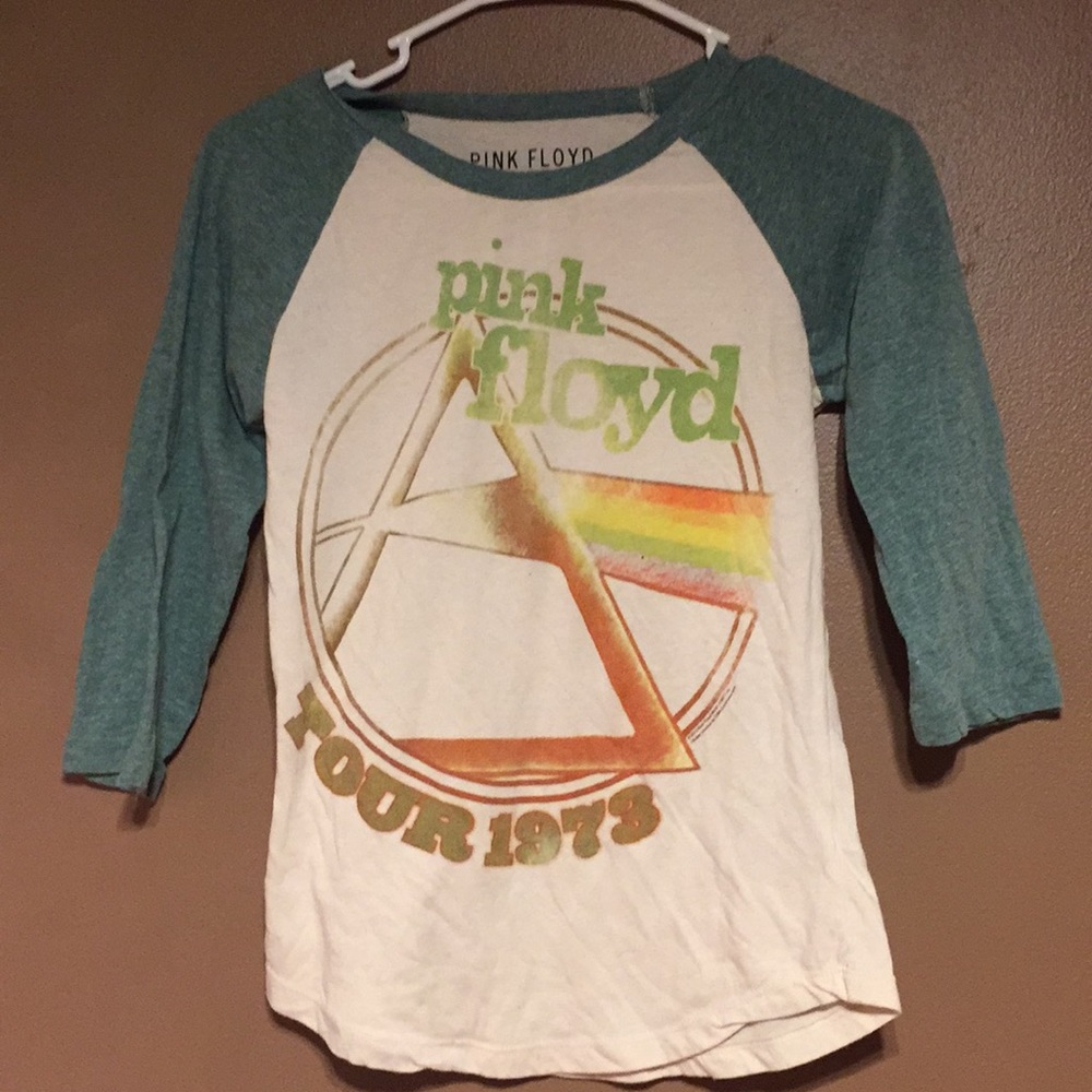Pink Floyd shirt